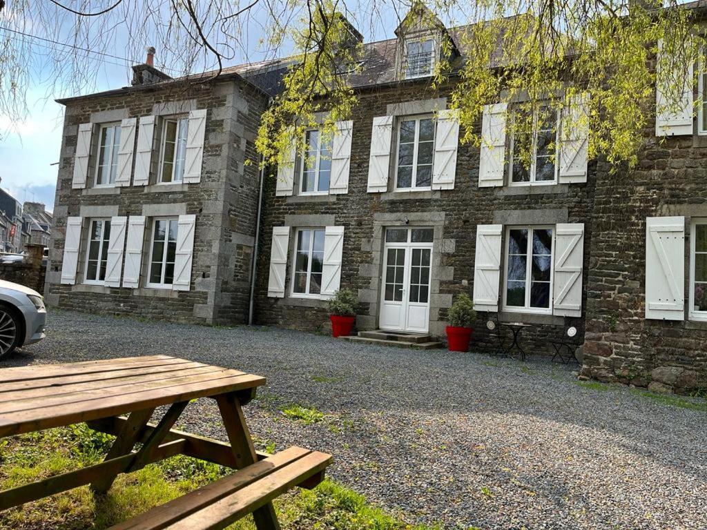 La Maison Des Amis En Normandie Pontfarcy Экстерьер фото