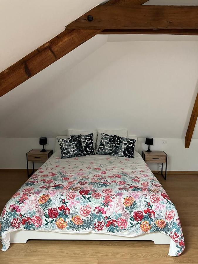 La Maison Des Amis En Normandie Pontfarcy Экстерьер фото