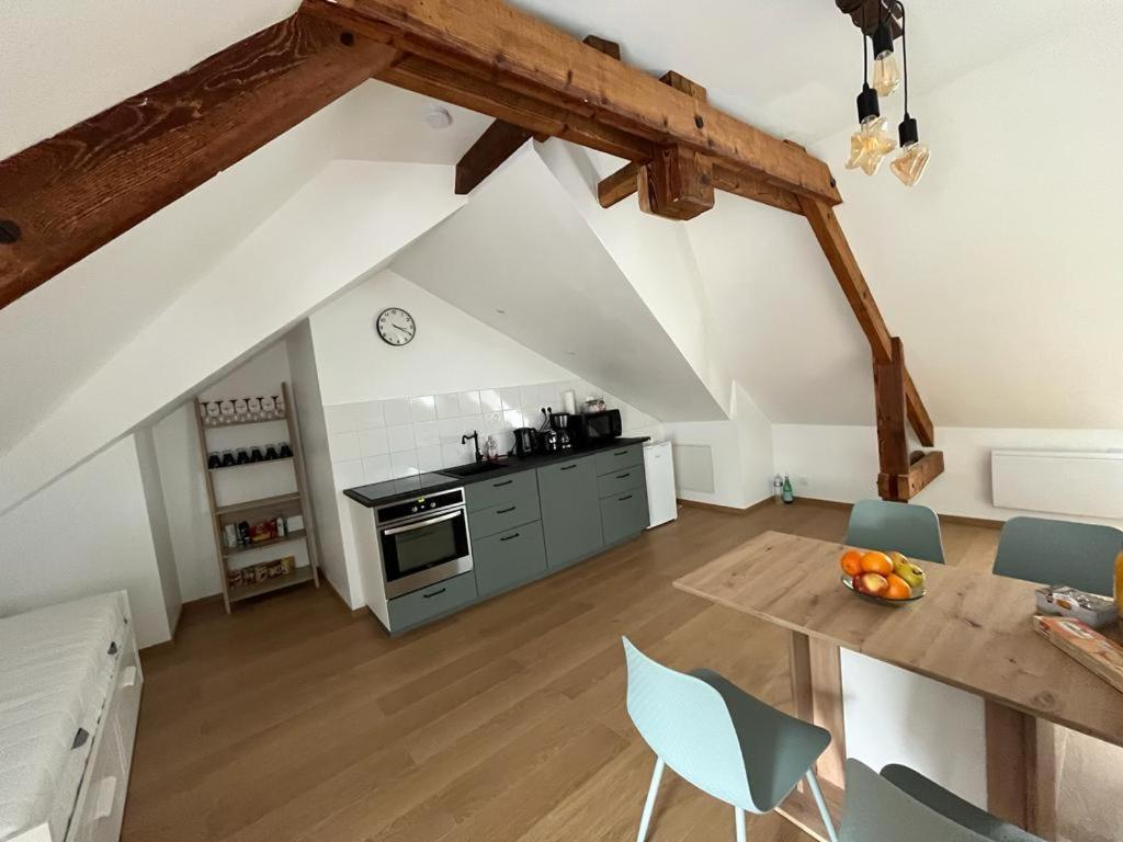 La Maison Des Amis En Normandie Pontfarcy Экстерьер фото